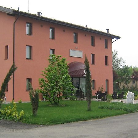 Hotel Hyknusa Reggio nell'Emilia Exterior foto