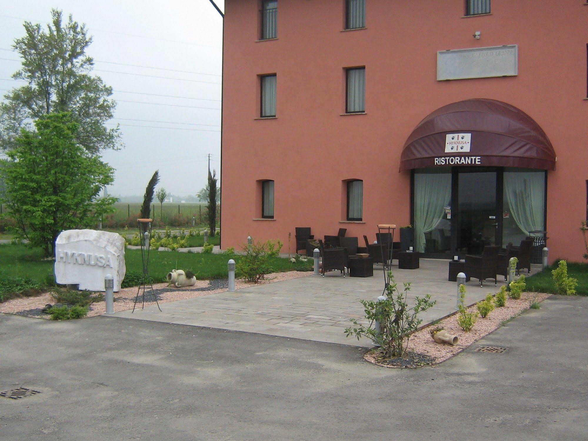Hotel Hyknusa Reggio nell'Emilia Exterior foto