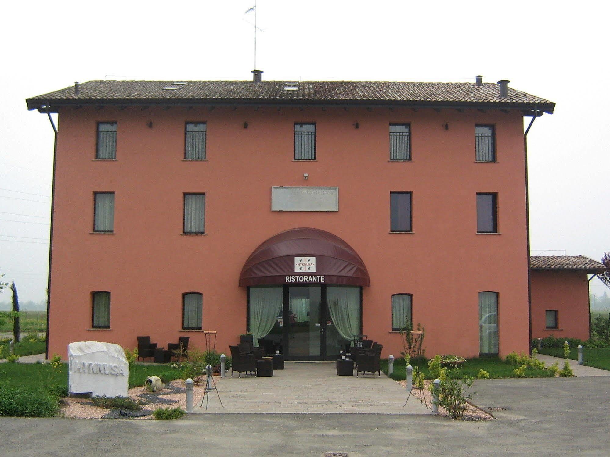 Hotel Hyknusa Reggio nell'Emilia Exterior foto